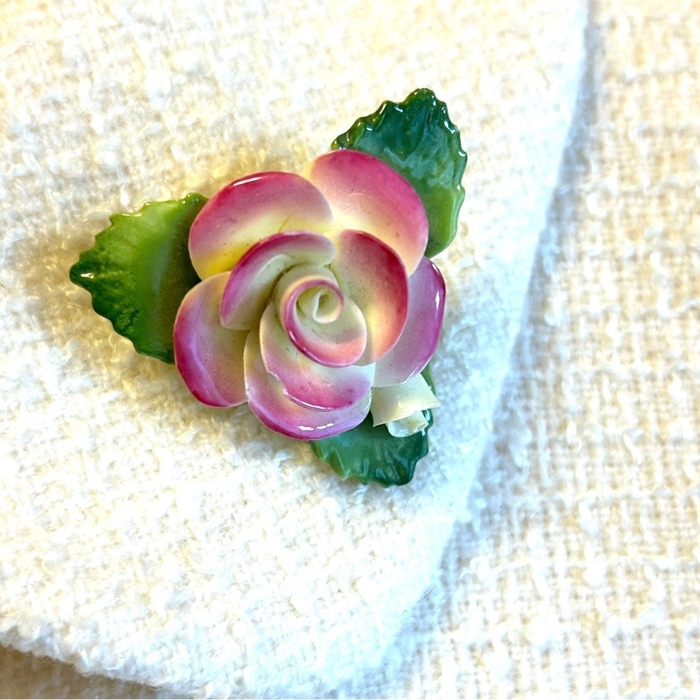 Cara Staffordshire Bone China Rose Brooch Pin Vintage Pink Floral England